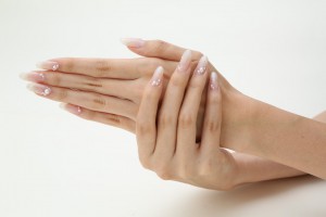 自分にあった爪の形は？爪の形で変わる指先の印象